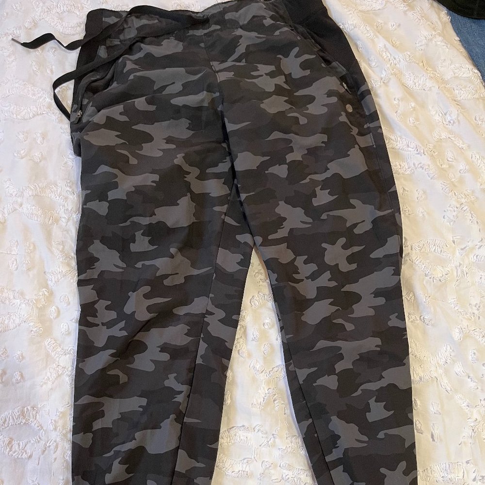 Women's Joggers